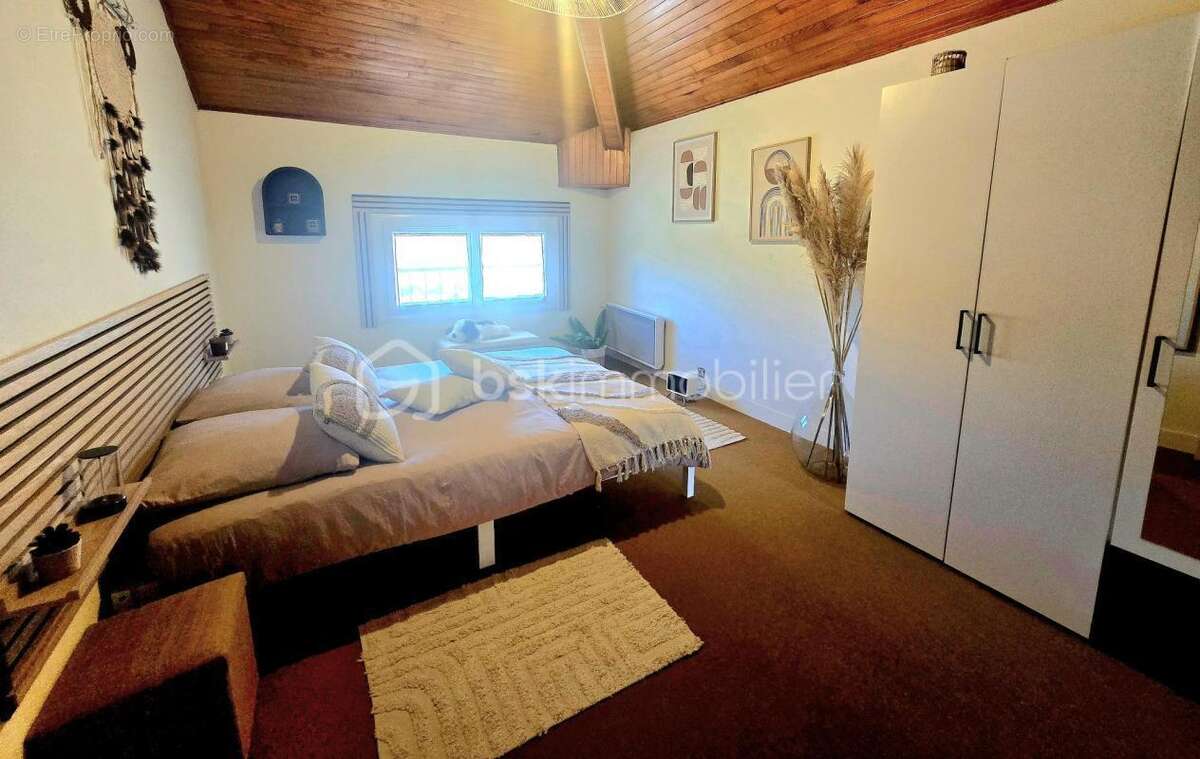 Maison rénovée 5 pièces – 125 m² – Lotissement calme à Randan - photo 8