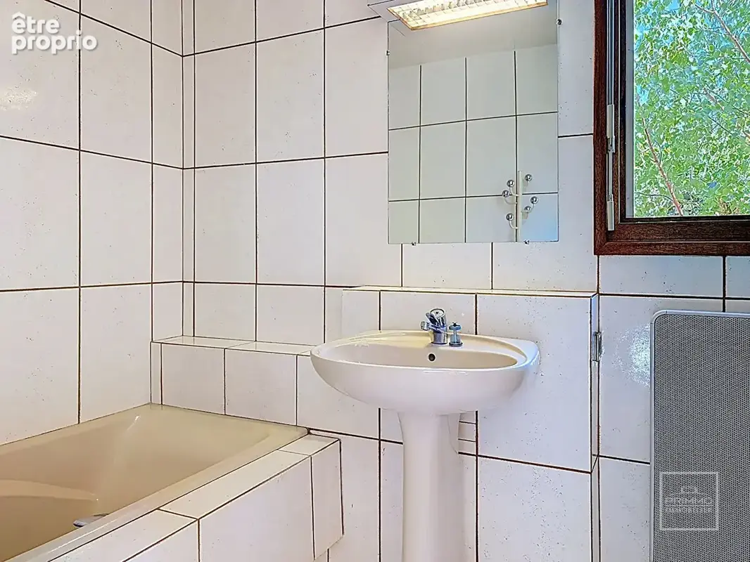 SAINT DIDIER AU MONT D'OR, Maison de 146m² sur 1523m² de terrain clos sans vis à vis - photo 12
