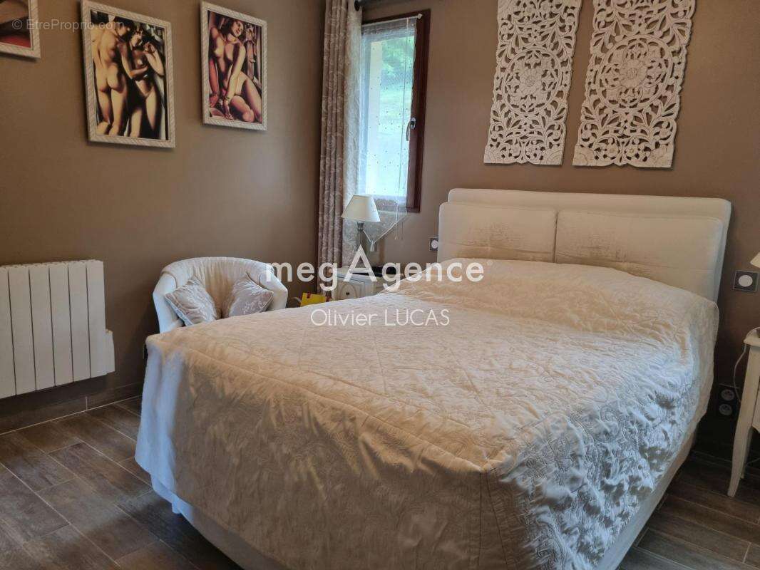 Maison à MARAIS-VERNIER