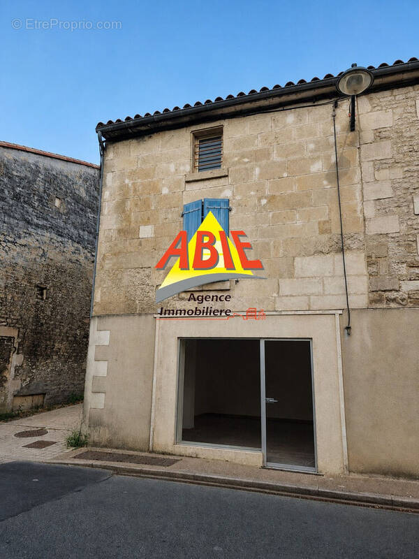Photo 1 - Appartement à BENET