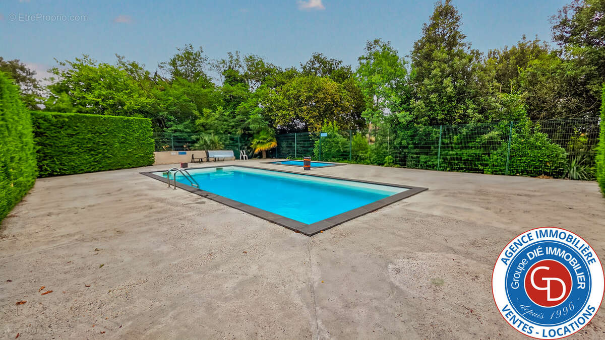 Appartement de type 2 avec balcon et piscine - photo 13