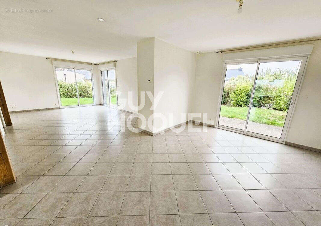 Maison à LA GOUESNIERE