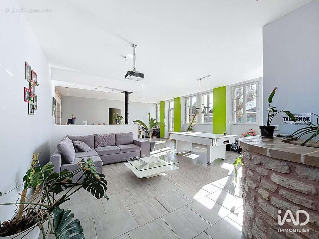 Maison 210 m² à Champigny-Le-Sec  - photo 5
