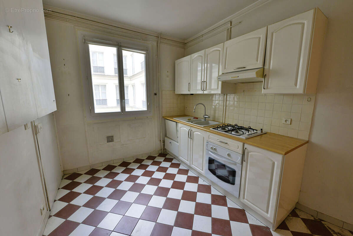Appartement à PARIS-9E