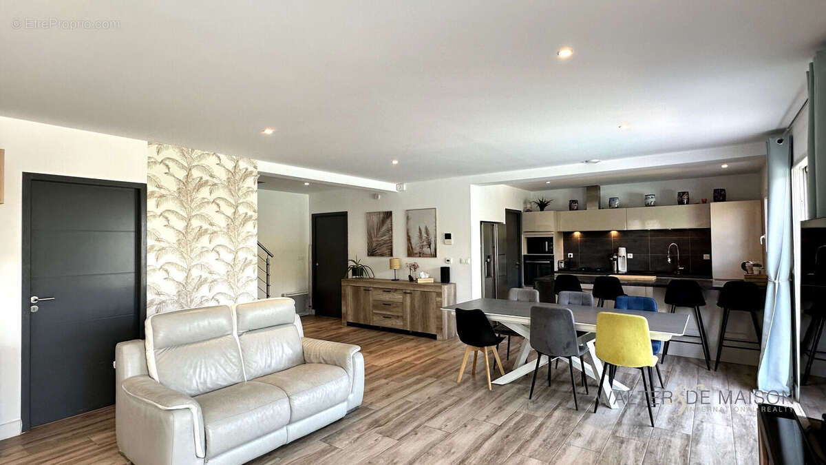 Maison à SAINT-GELY-DU-FESC