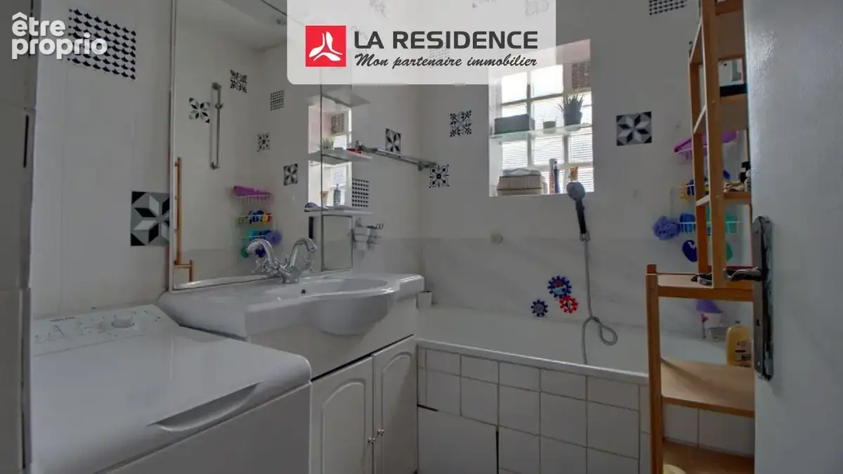 Appartement 5 pièces 79 m² à vendre à Les Clayes-Sous-Bois (78340) - photo 6
