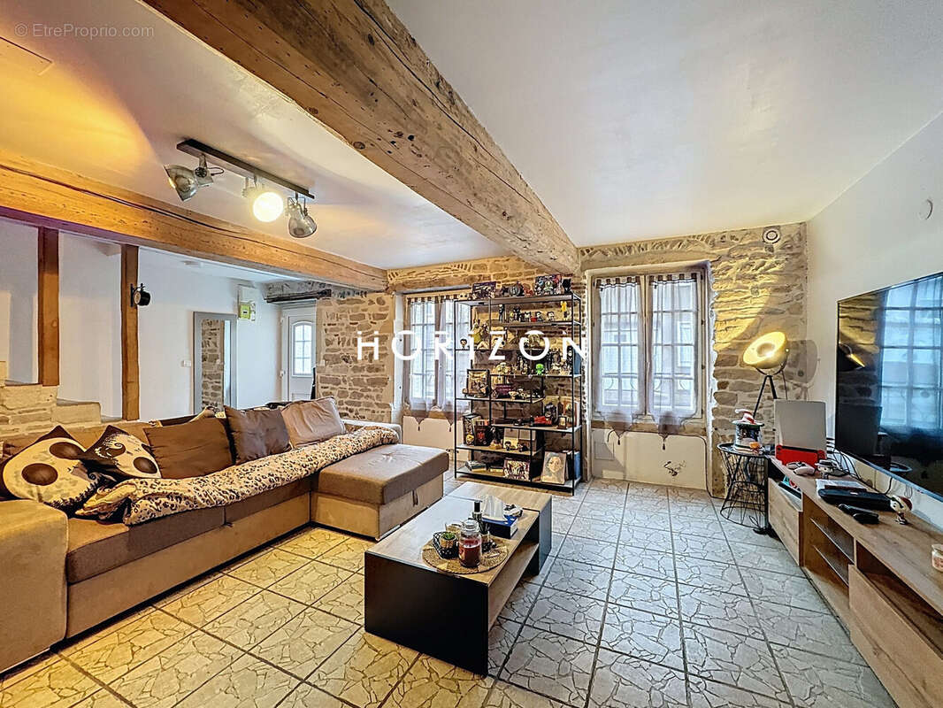 Maison à SAINT-SYMPHORIEN-D'ANCELLES