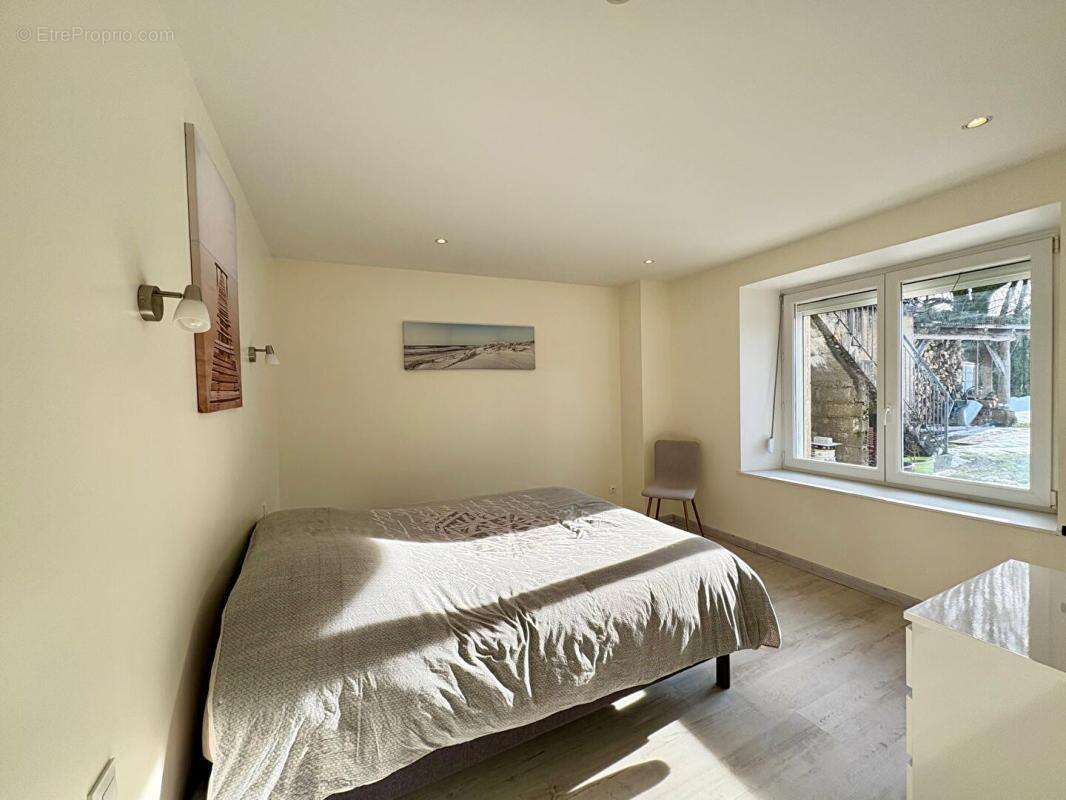 Maison à PIERREFONTAINE-LES-VARANS