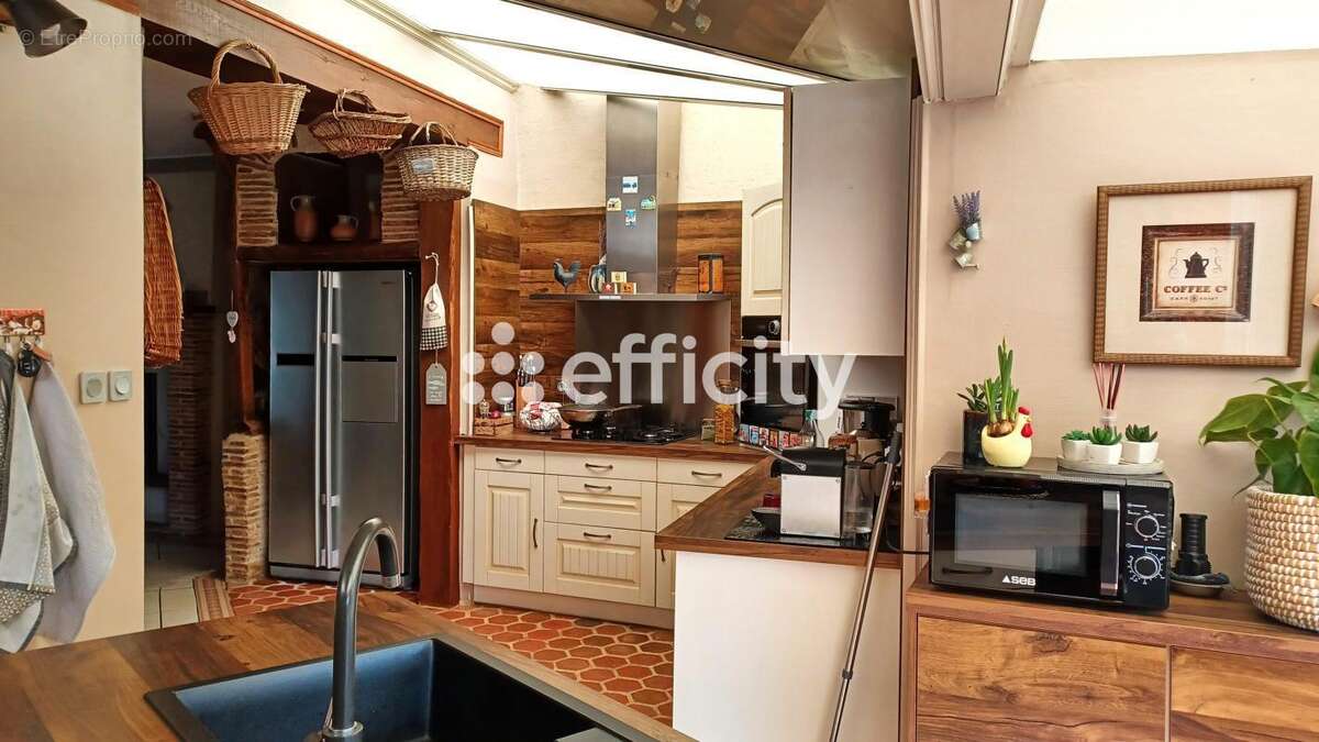 Maison à ONS-EN-BRAY