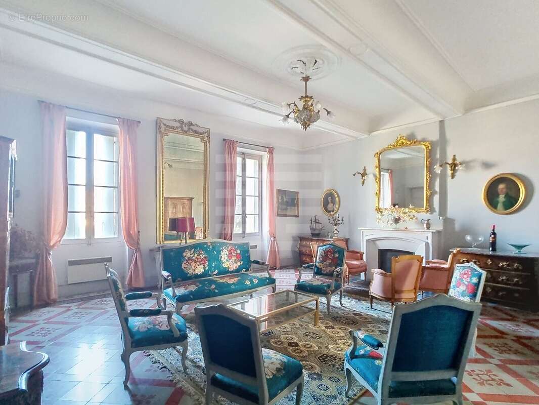 Maison à LEZIGNAN-CORBIERES