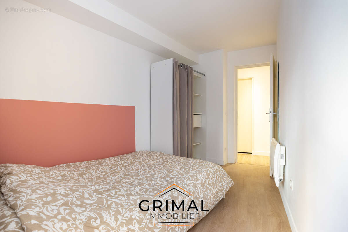 Appartement à MARSEILLE-1E