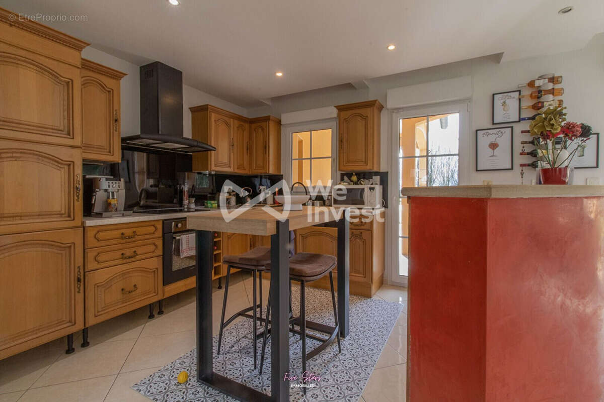 Maison 135 m² à Les Baroches  - photo 7