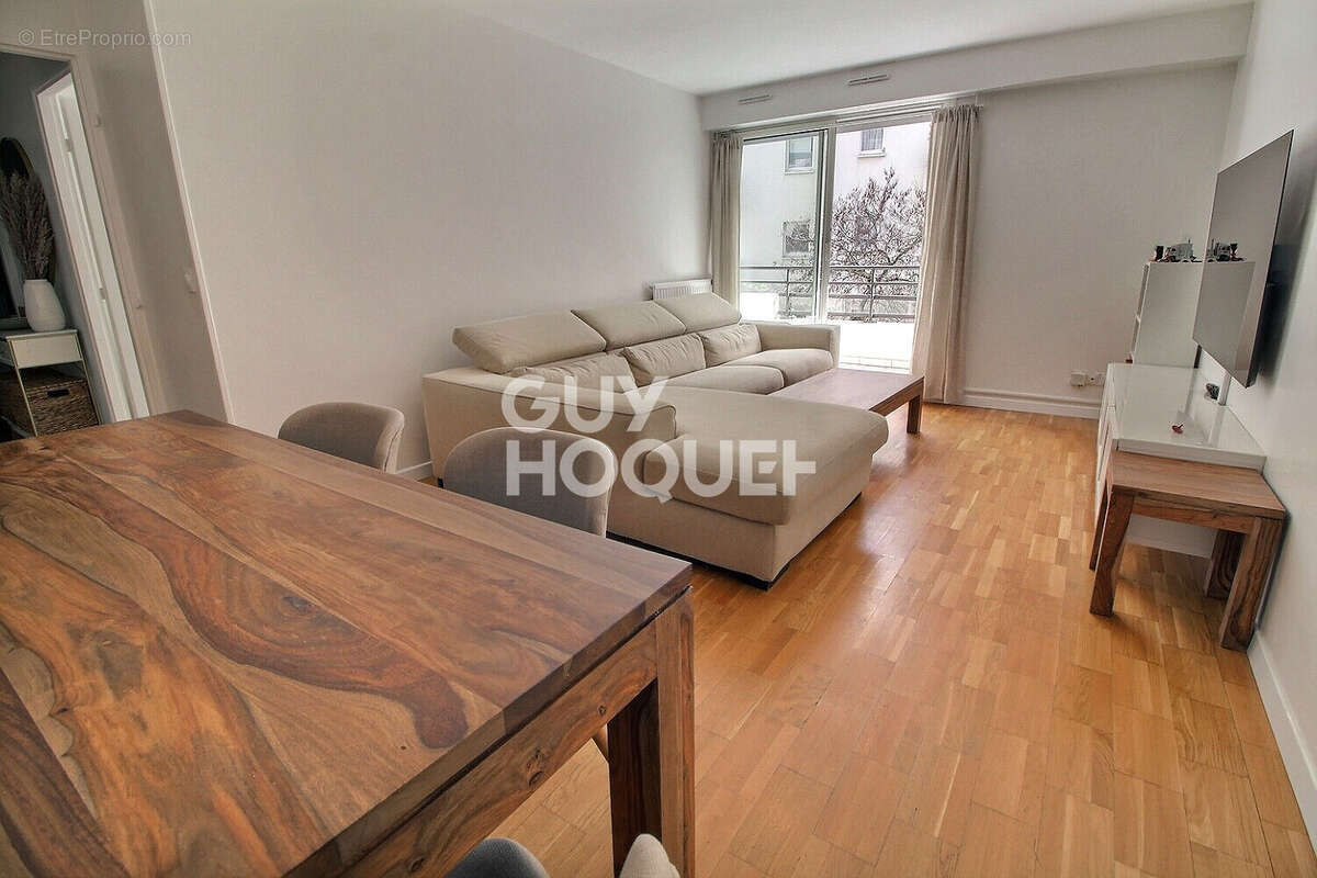 Appartement à CHAVILLE