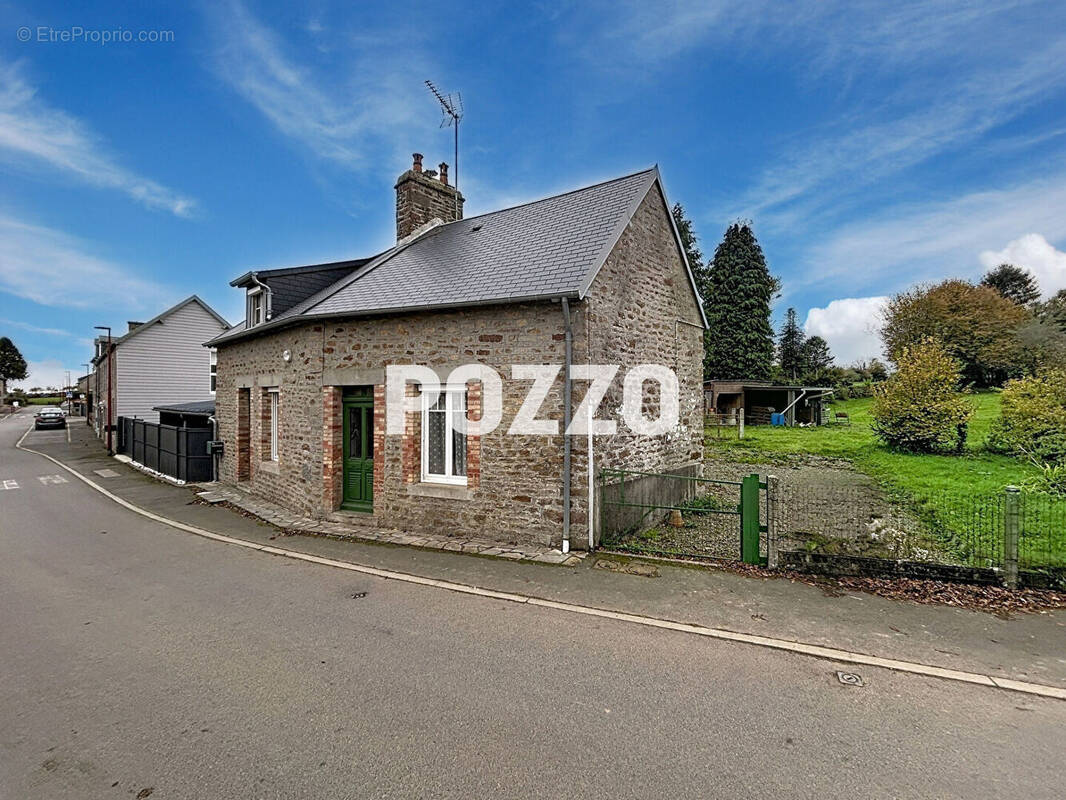 Maison à CHERENCE-LE-HERON