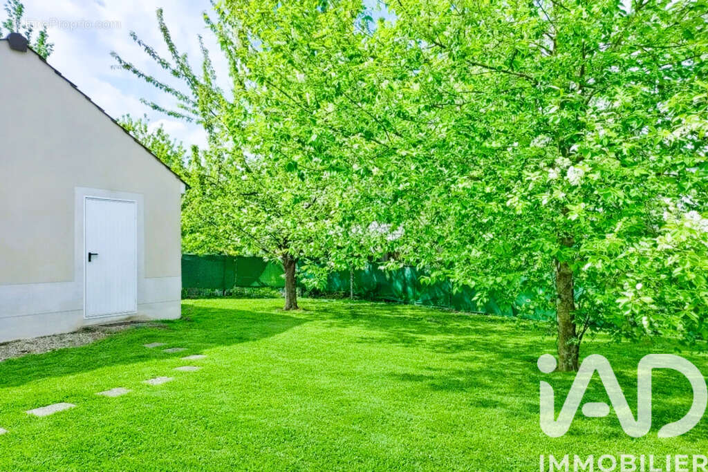 Photo 2 - Maison à MAGNY-LE-HONGRE
