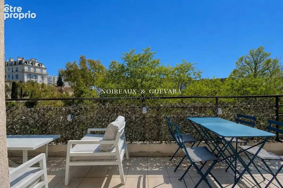 Appartement 4 pièces 85 m² à vendre à Cannes (06400) - photo 2