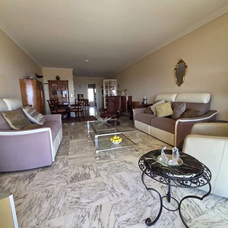 Appartement à VENCE