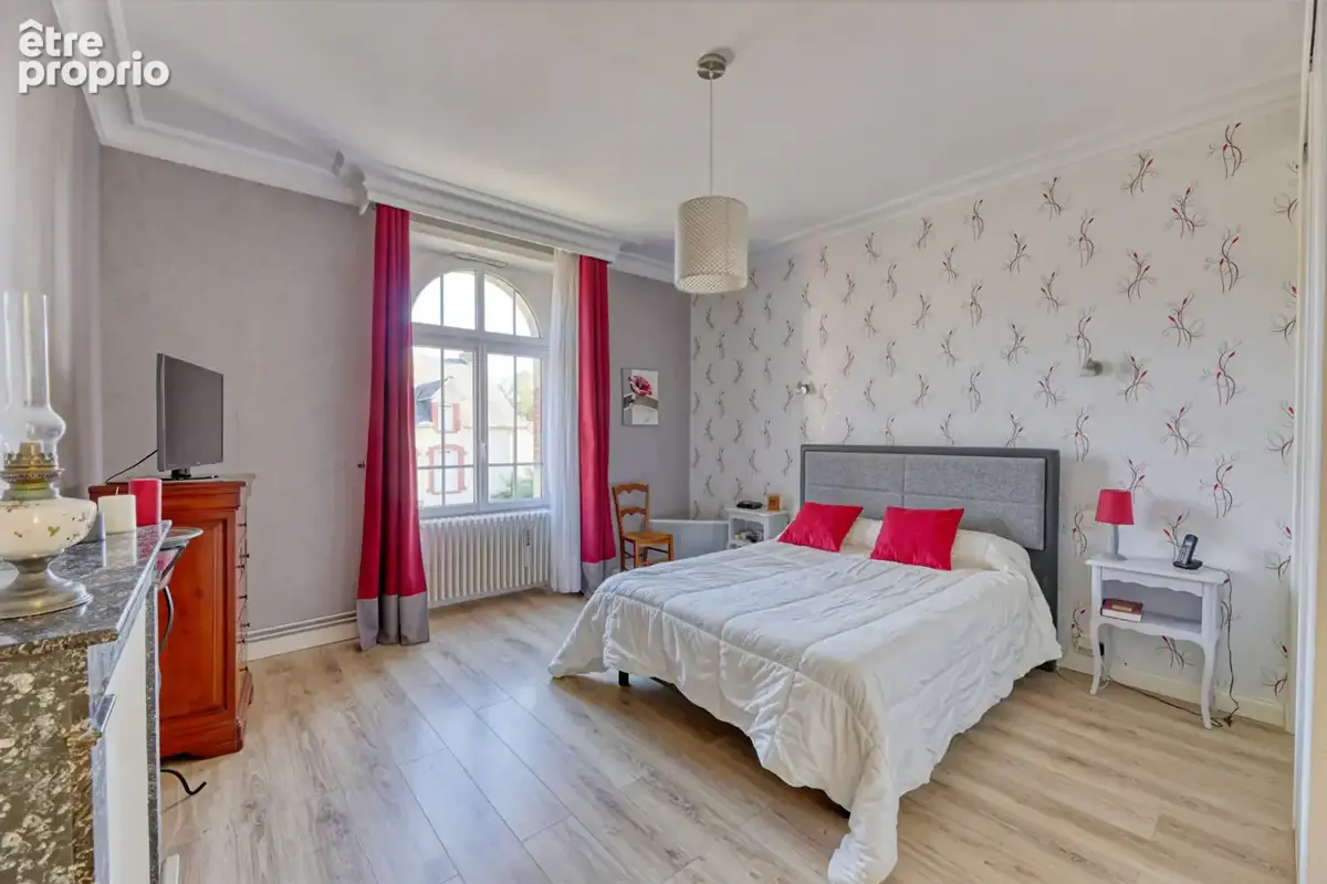 Maison de maître de caractère avec jardin constructible - photo 8