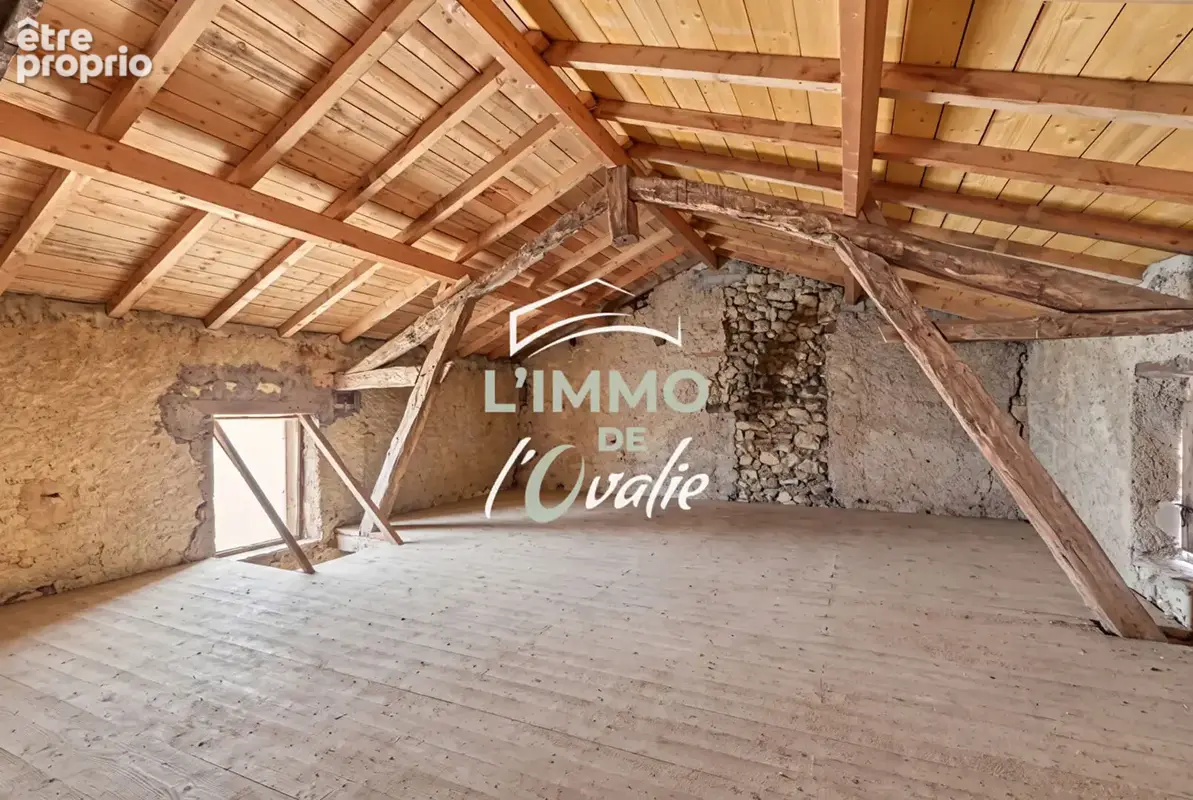 Ancien corps de ferme rénové - 120 m² - 5 chambres - photo 11