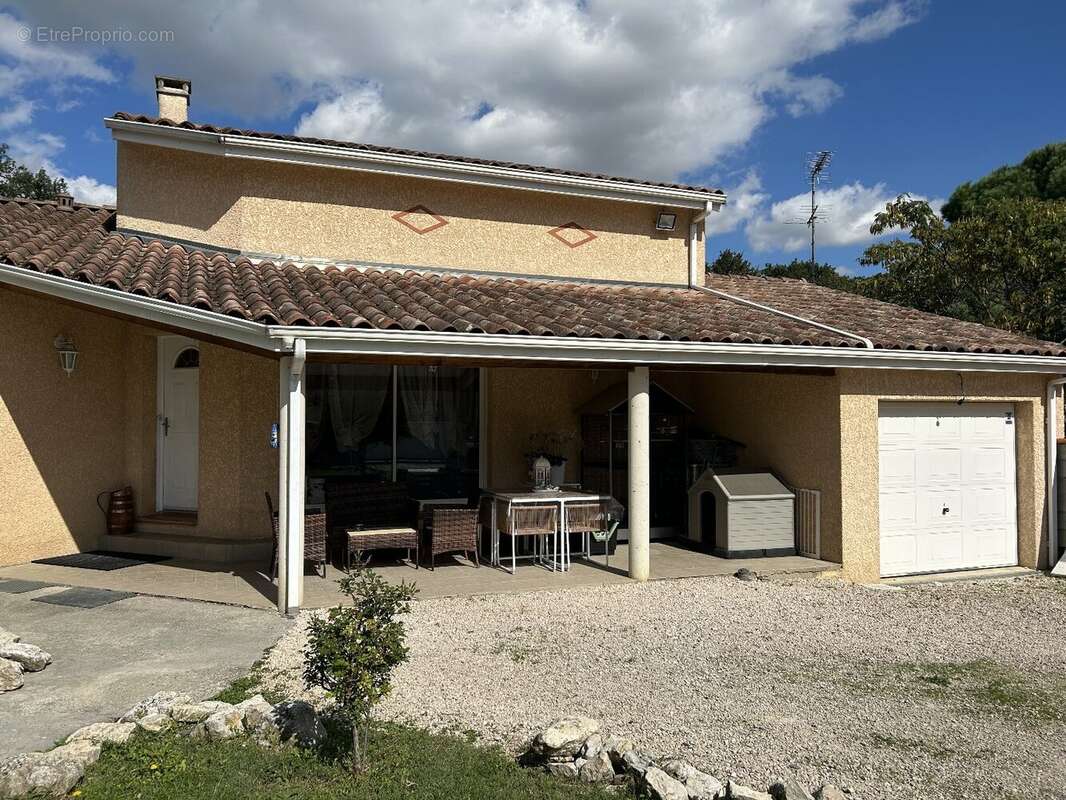 Maison à CARBONNE