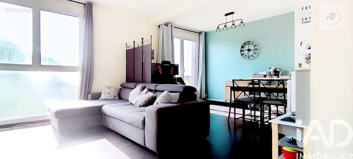 Photo 8 - Appartement à CHOISY-LE-ROI