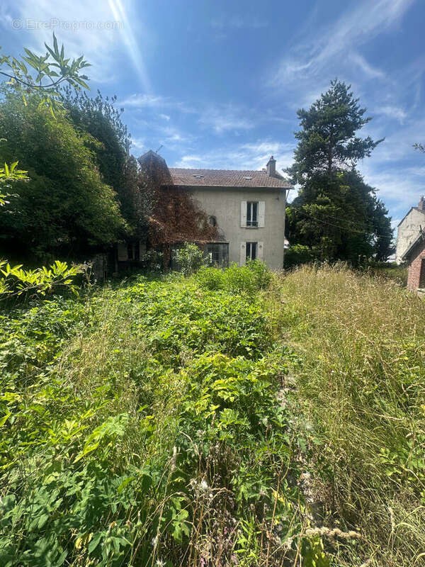 Maison à COULOMMIERS