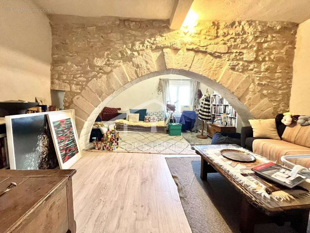 Maison à BONNIEUX