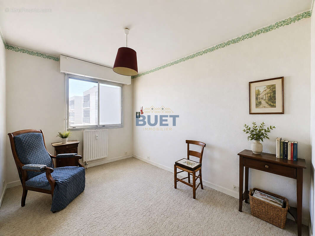 Appartement Type 4 Quartier MONTCHAPET / JOUVENCE - photo 8