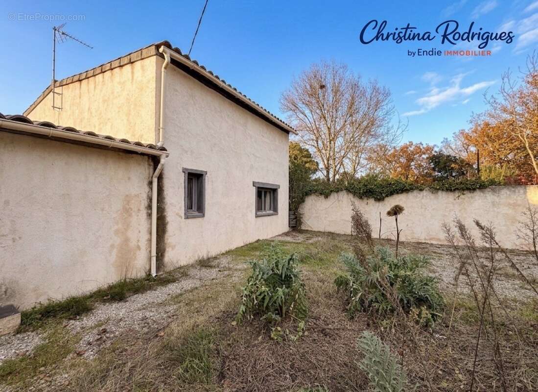 Vidauban villa t4 avec garage - photo 13
