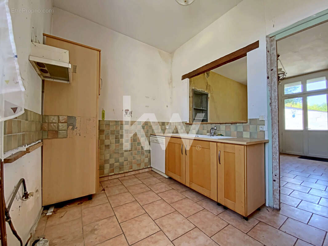 Maison 235 m² à La Ferte-Imbault  - photo 5