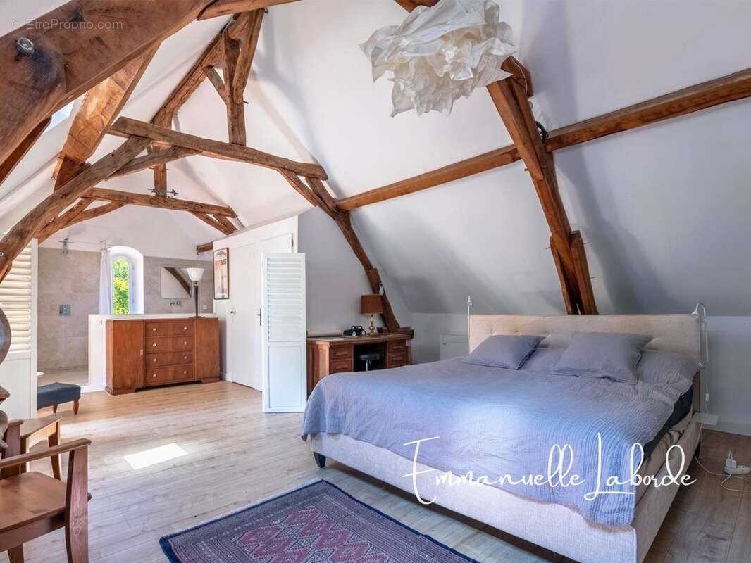 Propriété en pierre avec maison d’amis, piscine et 2,5 hectares LALINDE (24) - photo 23