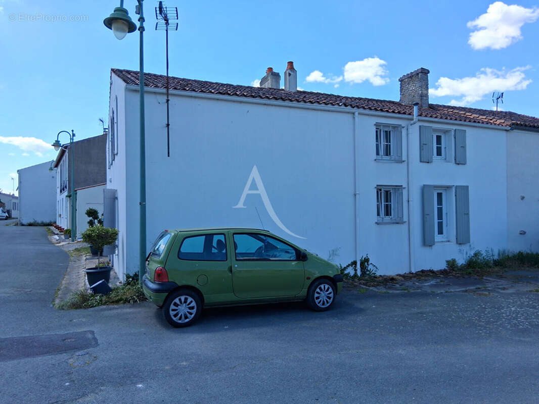 Maison à SAINT-AGNANT