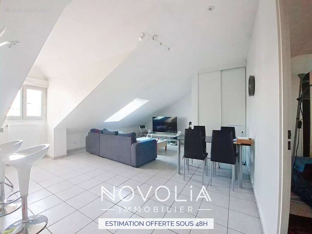 Appartement à VAULX-EN-VELIN