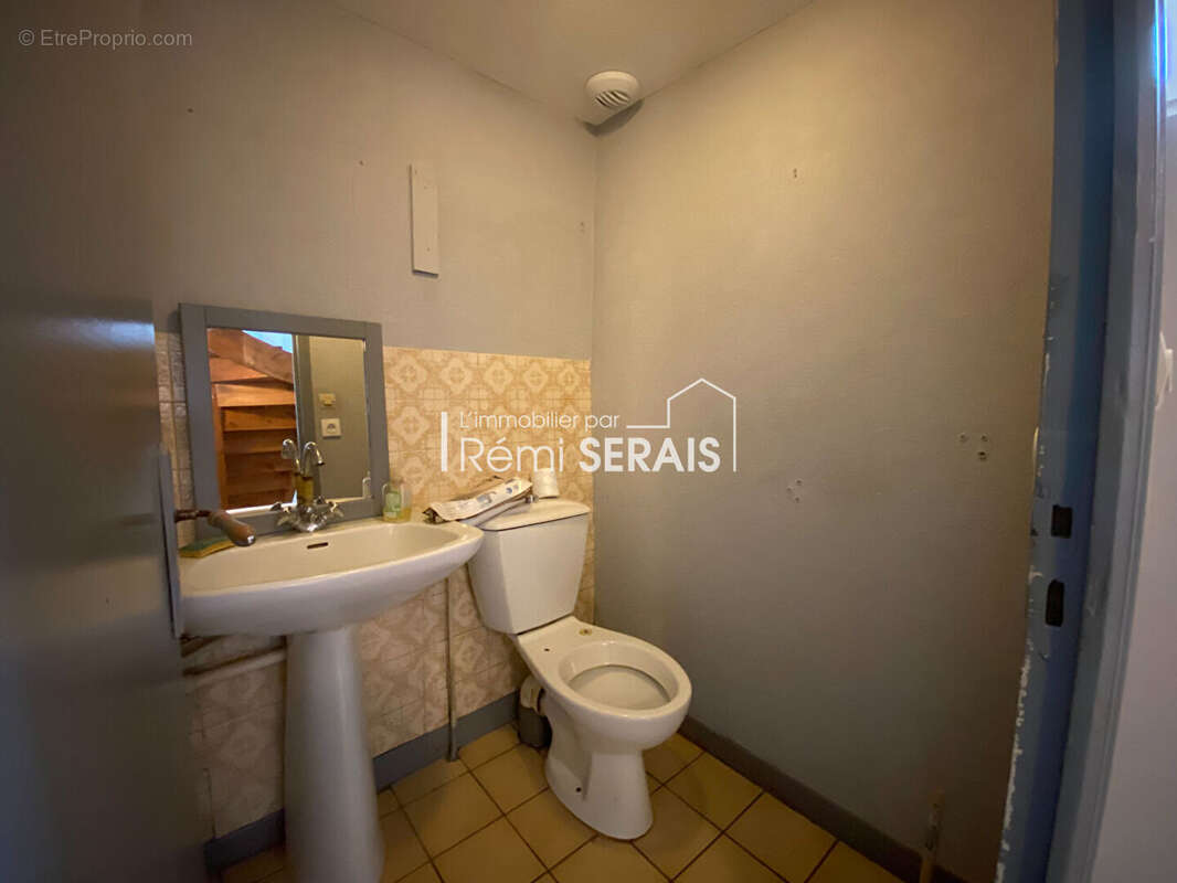 Maison à LE MENIL-DE-BRIOUZE