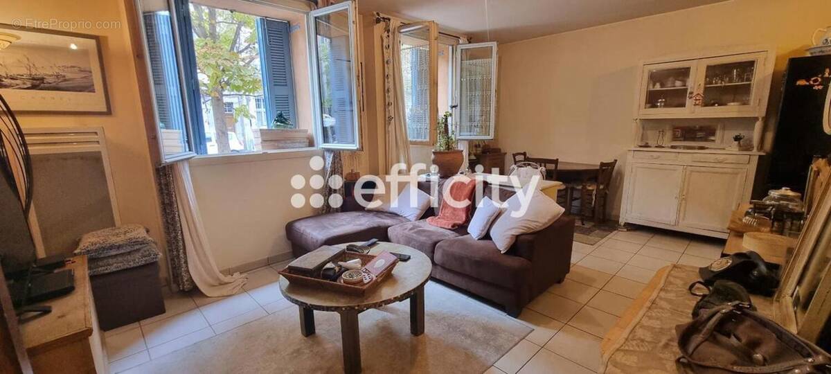 Appartement à DRAGUIGNAN