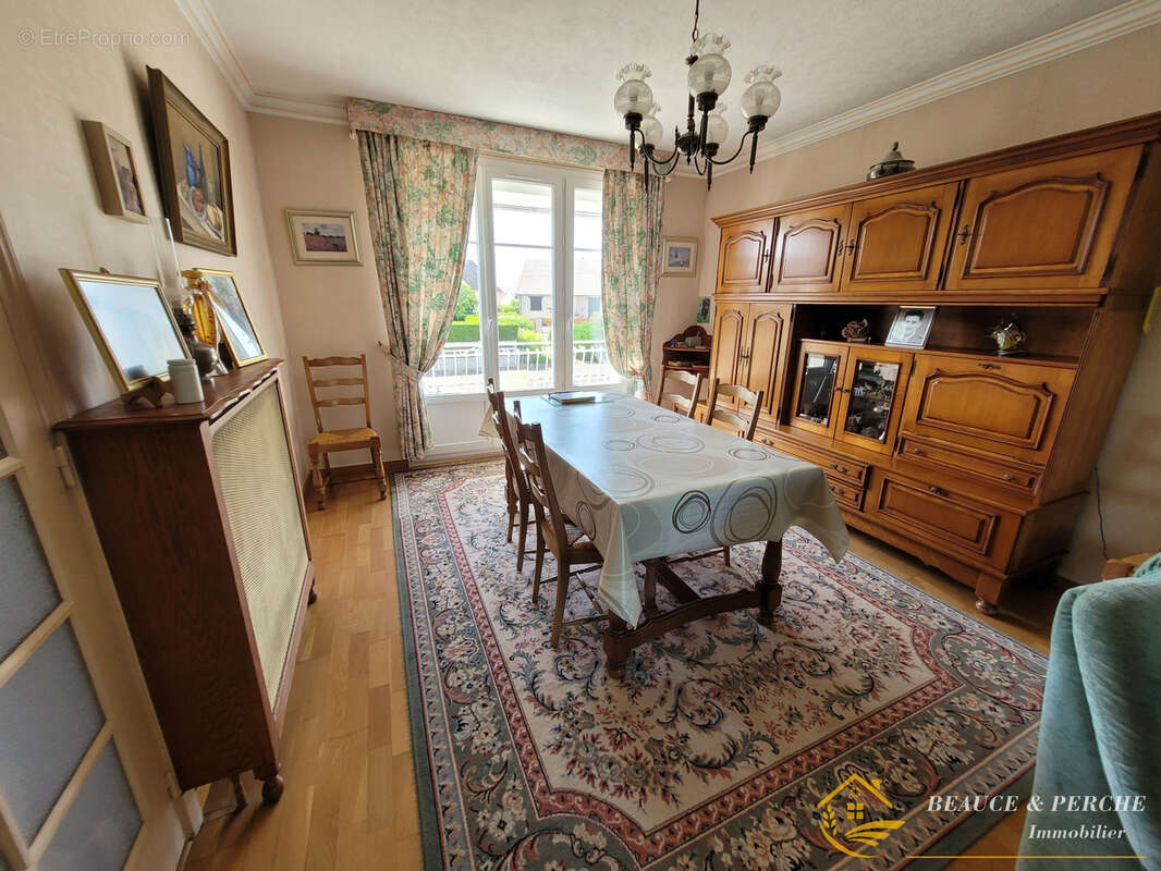 Maison à ILLIERS-COMBRAY