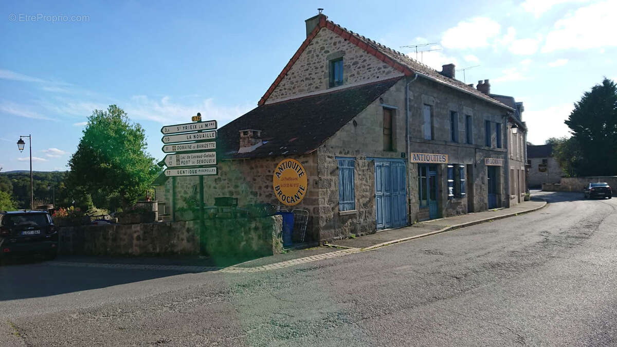 Maison à VALLIERE