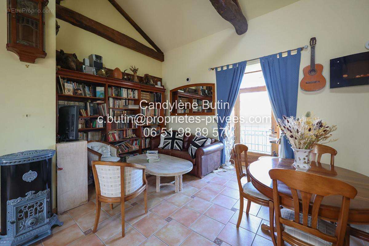 Appartement à LA REDORTE