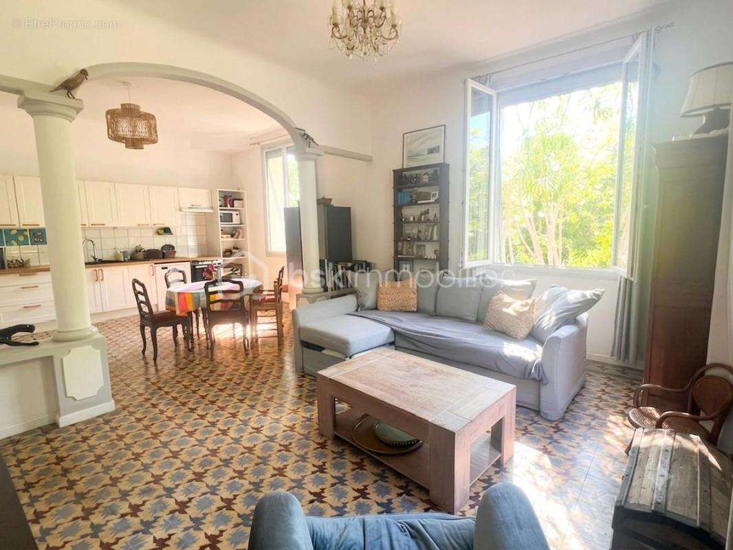 Mourillon – Quartier La Mitre -  Appartement T5 de 98m² - photo 2