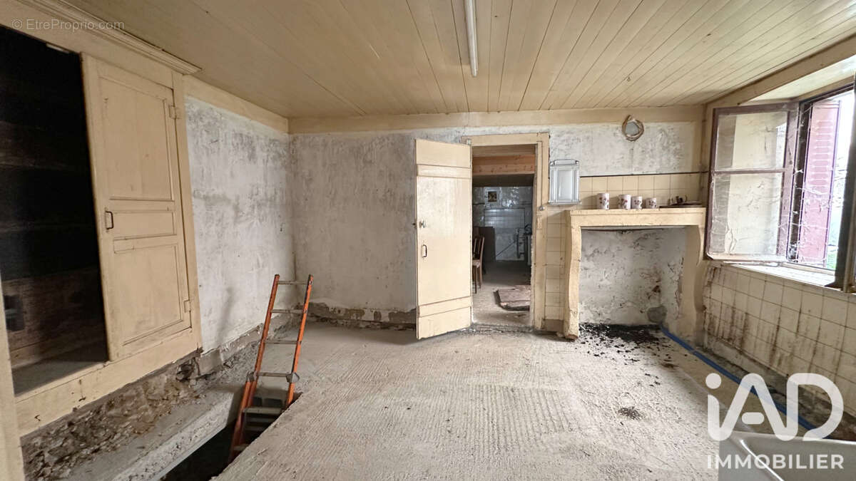 Maison 80 m² à Cendrey  - photo 6
