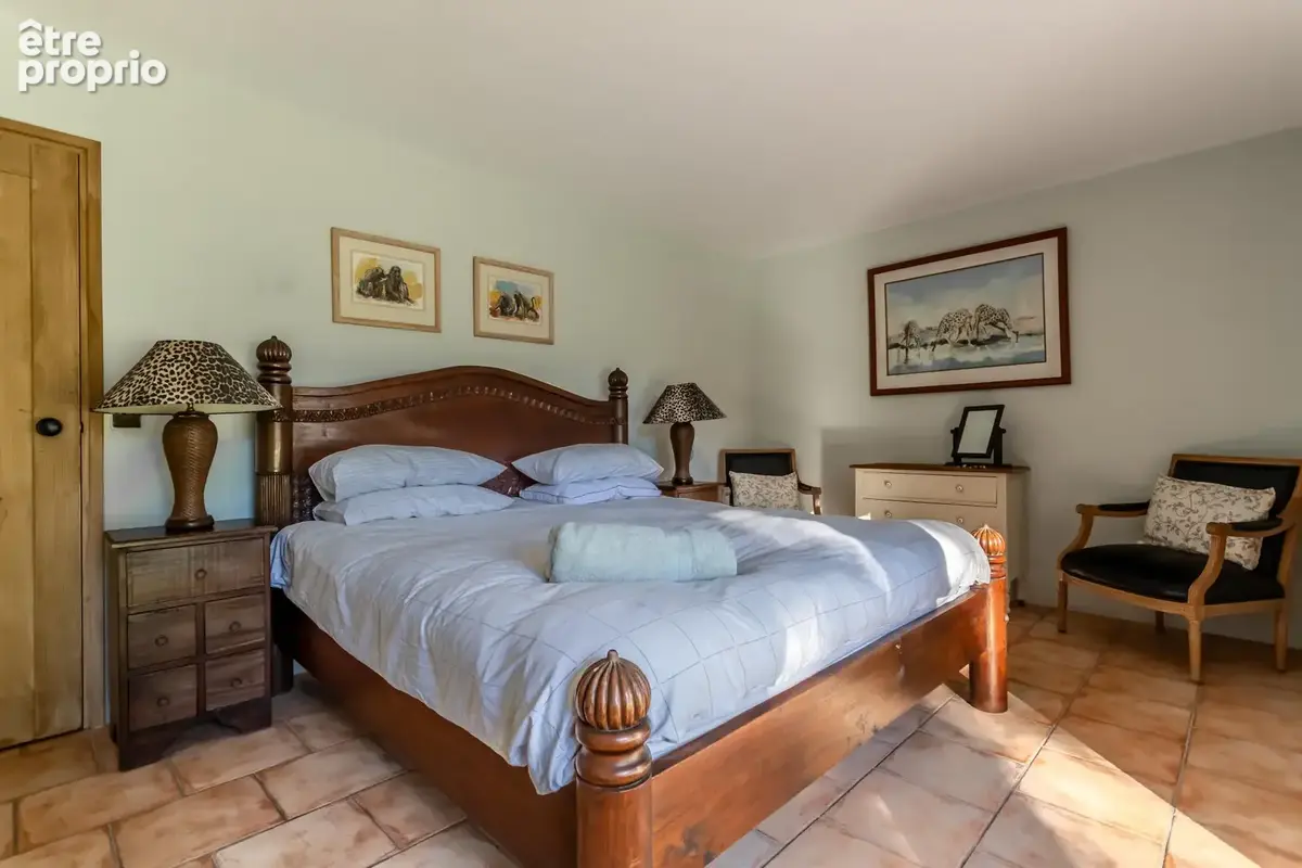Maison de campagne avec piscine et terrain - photo 35