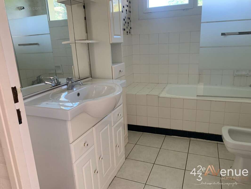 Maison 80 m² à Andrezieux-Boutheon  - photo 5