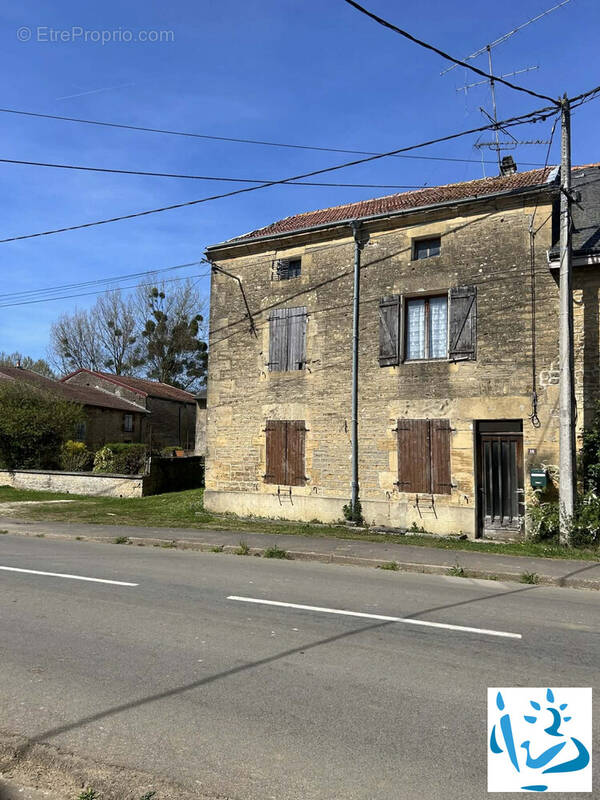 Maison à LA FERTE-SUR-CHIERS