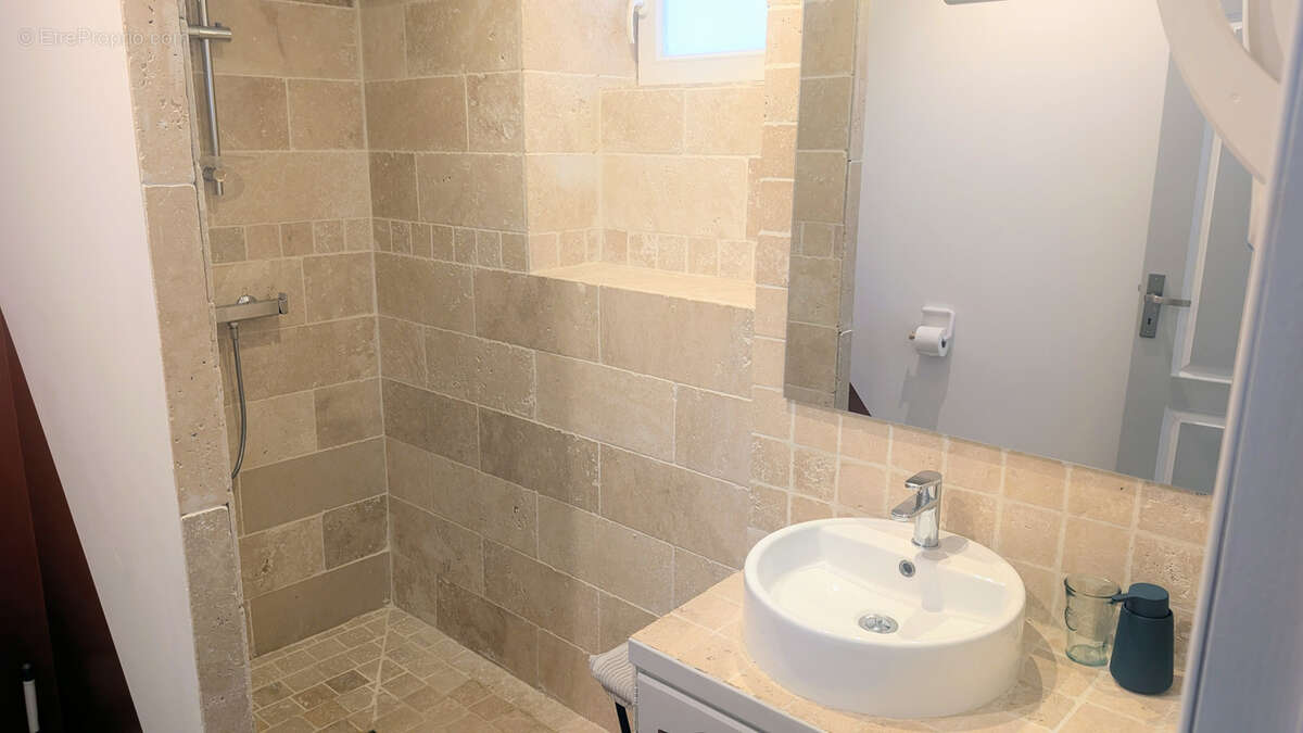 Maison à LAROQUE-DES-ALBERES