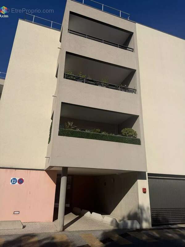 Appartement à FREJUS