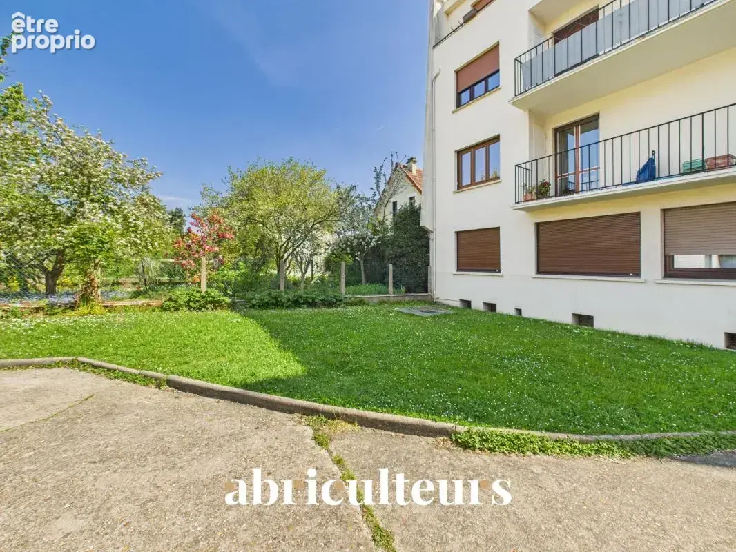Appartement familial de 120 m² – 4 chambres – Balcons, Box & Cave - Bourg-la-Reine - photo 15