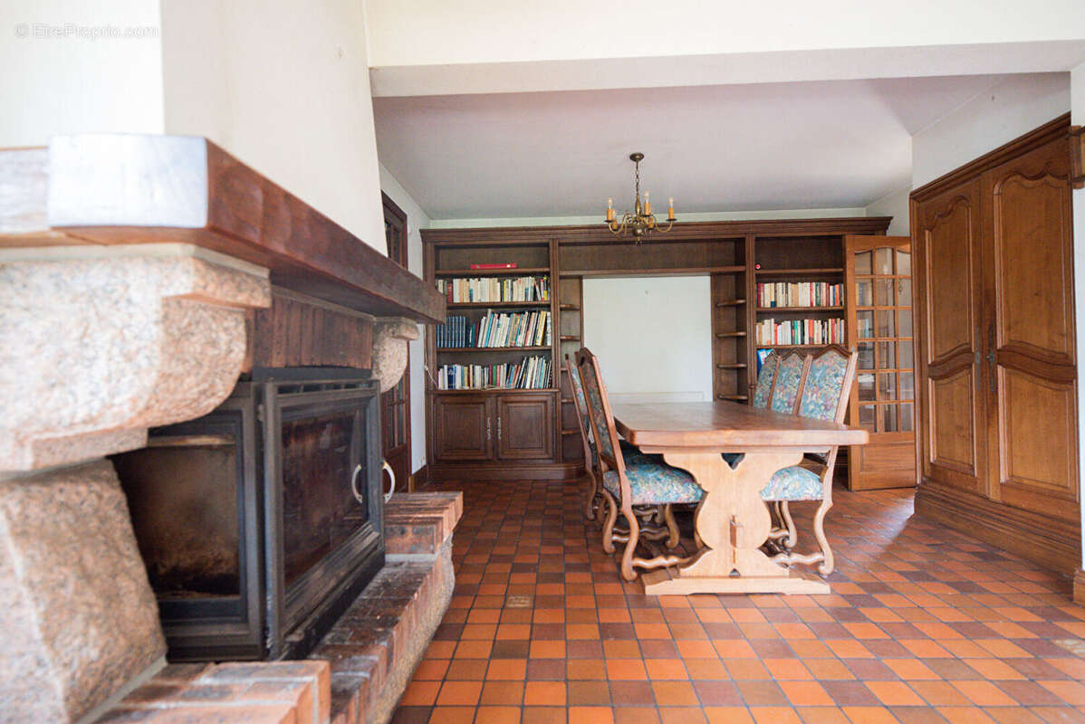 Maison à POINTEL