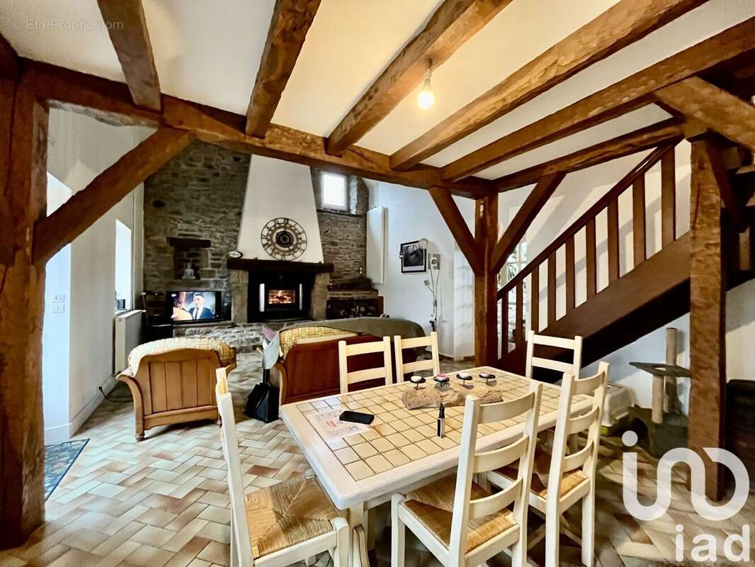 Photo 3 - Maison à PONT-MELVEZ