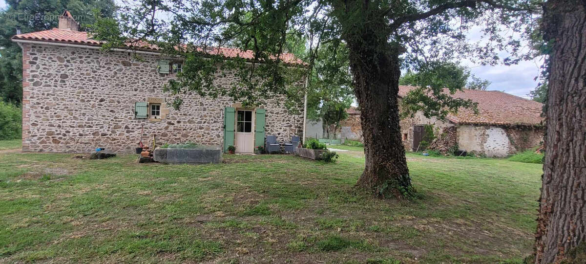 Maison à ABZAC