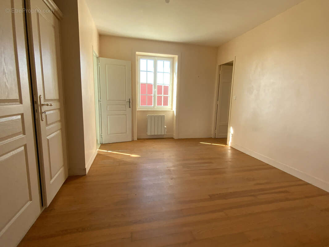 Maison à CRASVILLE